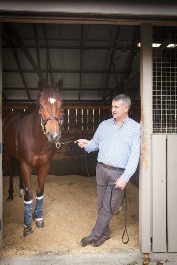 If the shoe fits: Hawkesbury trainer Noel Mayfield-Smith and his luckless gelding Famous Seamus. Photo: Paul Harris