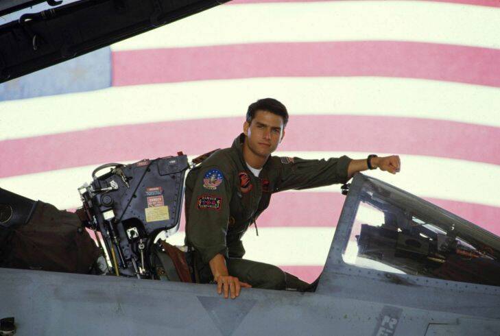 Top Gun (1986) 
 Pers: Tom Cruise 
 Dir: Tony Scott 
 Ref: TOP002FF 
 Photo Credit: [ Paramount / The Kobal Collection ] 
 Editorial use only related to cinema, television and personalities. Not for cover use, advertising or fictional works without specific prior agreement