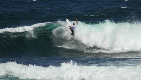 Jake Paterson surfed on the CineAds team. 