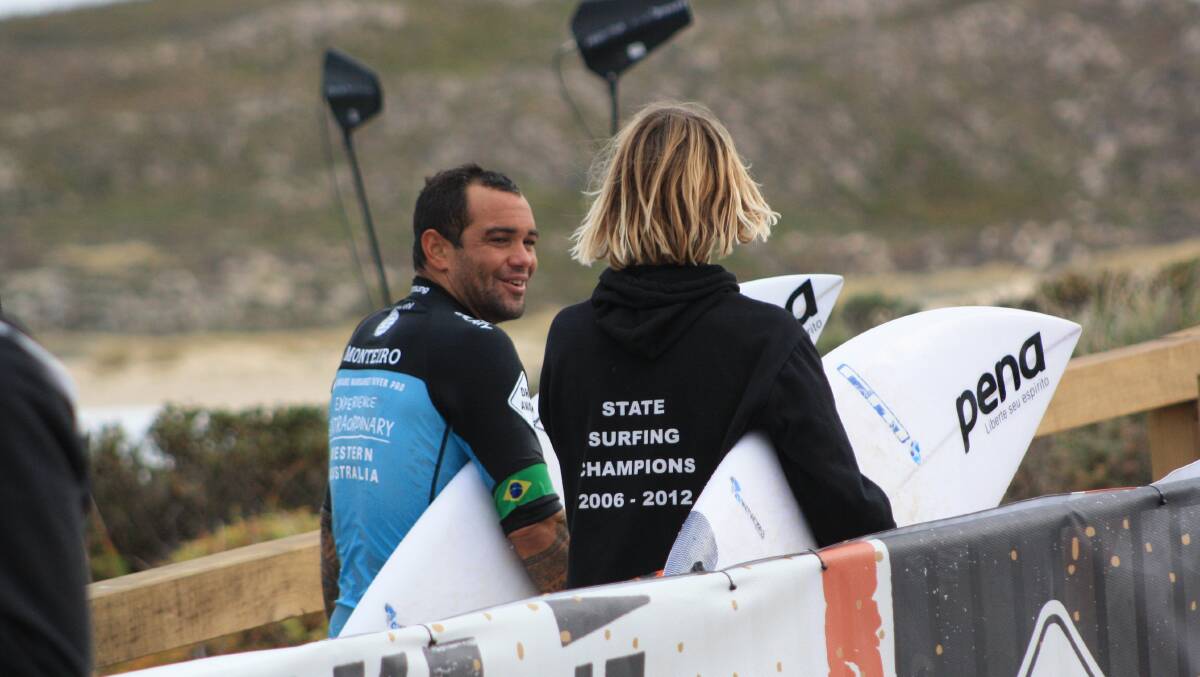 Pro surfer Raoni Monteiro chats to Margaret River student Blake McKinley.