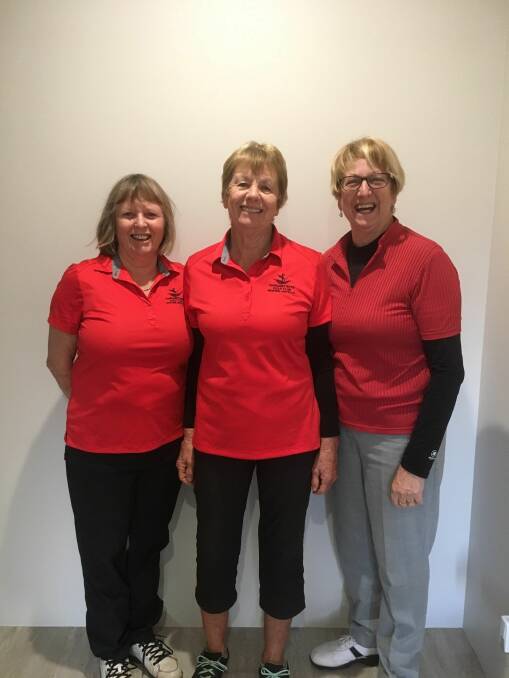 Sue Bloxam, Penny Foy & Kerry Farrelly of the Margaret River Division 1 South West Golf Pennants team.