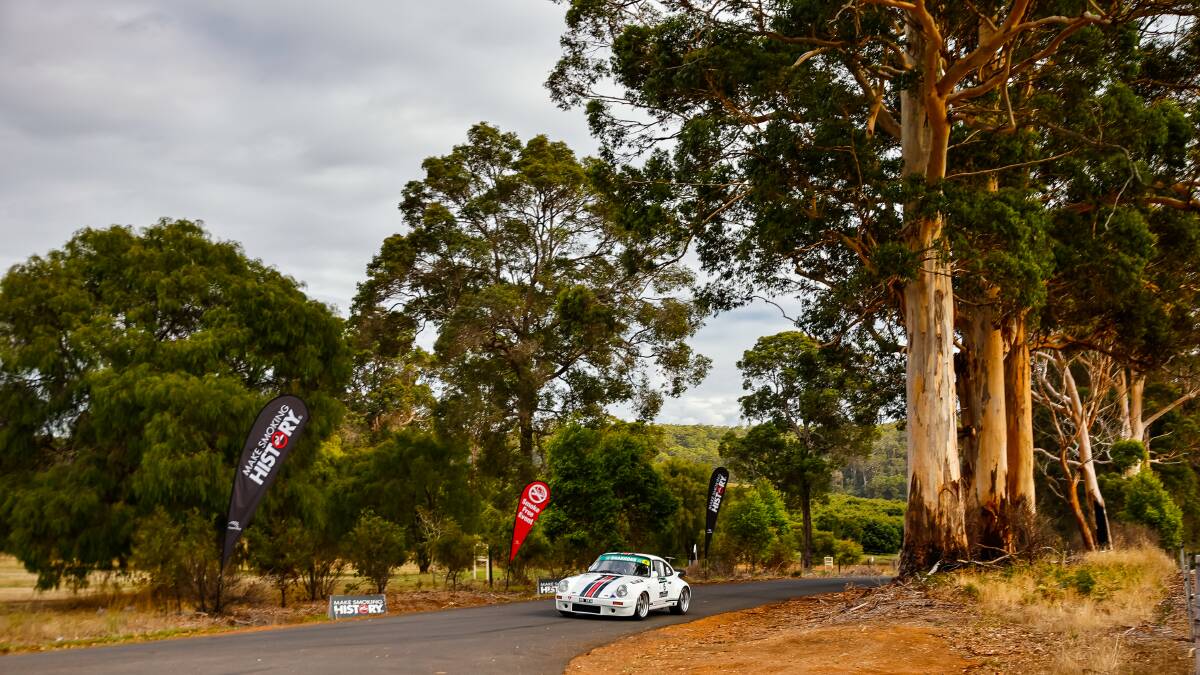 Paul Moltoni and Lisa Read White took the top step in the classic category. Picture by Tim Allott.