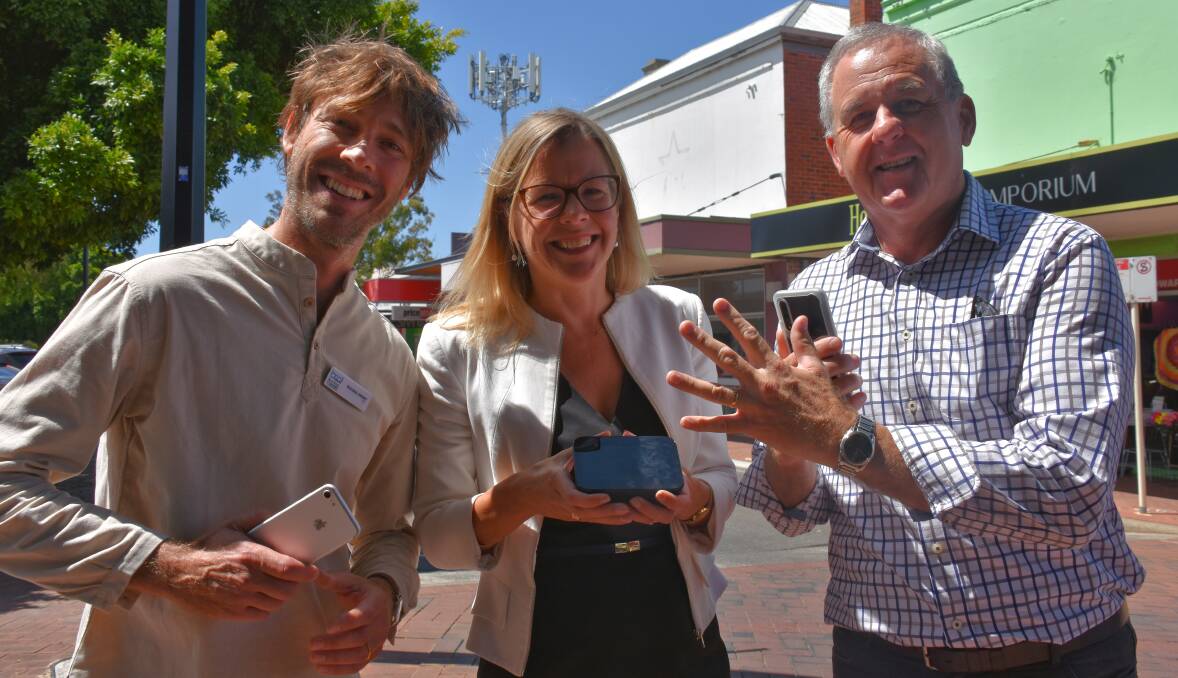 Busselton Chamber of Commerce and Industry chief executive officer Michael Smart, Vasse MLA Libby Mettam and Telstra regional general manager Boyd Brown.