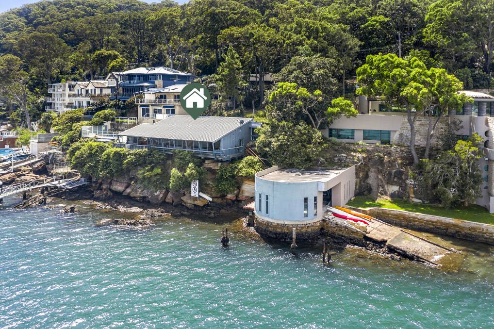 HOLY WATERFRONT: 951 Barrenjoey Road, Palm Beach.