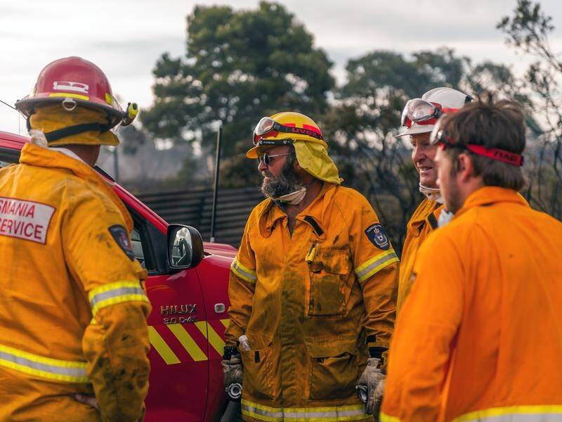 More interstate help has arrived as Tasmania's firefighters face horrendous weather and bushfires.