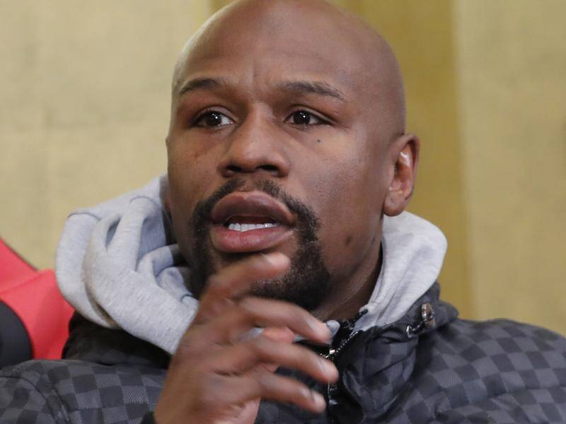 Boxer Floyd Mayweather has offered to pay for the funeral of George Floyd and memorial services.