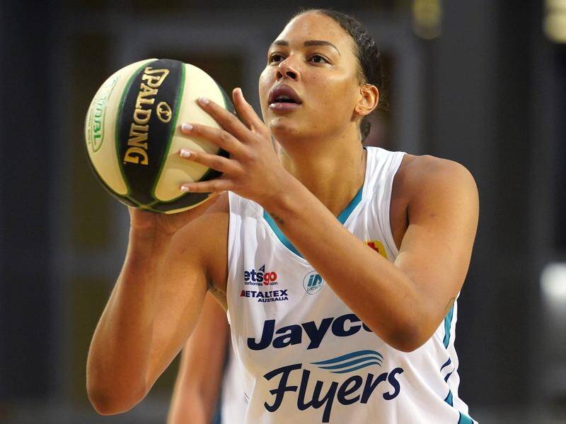 Liz Cambage scored 31 points to steer the Southside Flyers to the WNBL grand final.