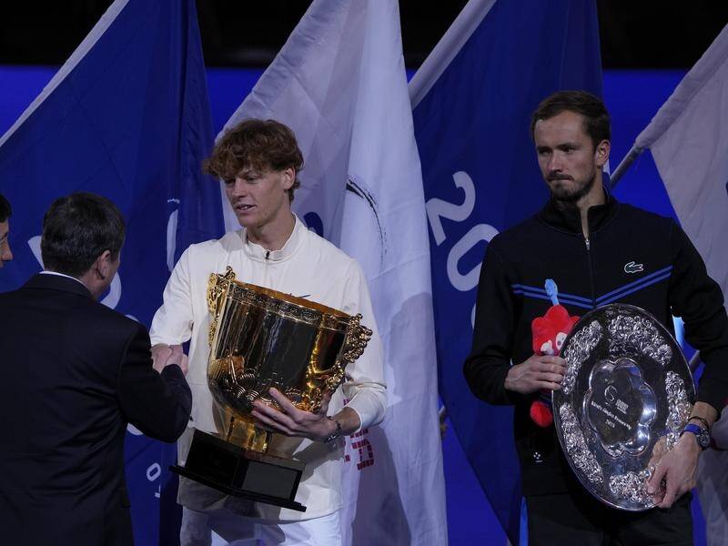 Sinner beats Medvedev again to lift Vienna Open title