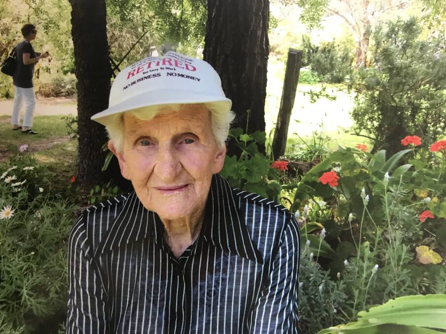 The late Mavis "Mae" Wise will be honoured with a commemorative plaque recognising her outstanding community work in researching and recording the Augusta Margaret River Shire's history.