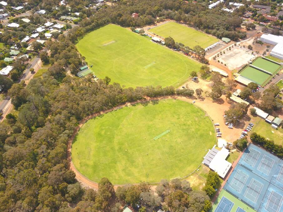 The Hawks home turf is at the Margaret River playing fields, located in the centre of town. 