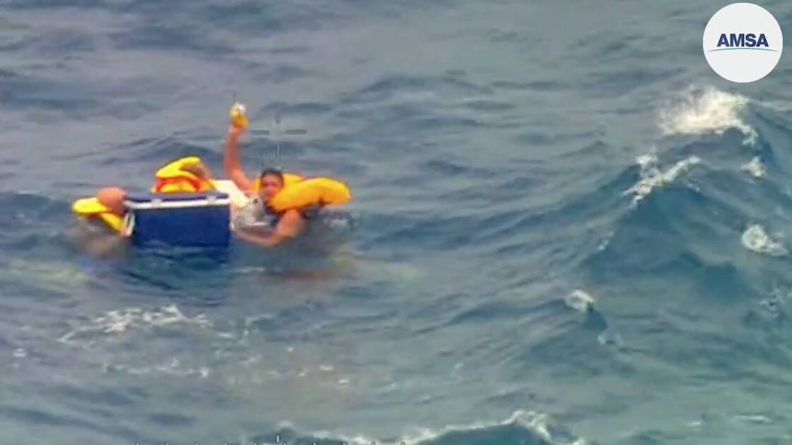 Rescue off Albany coast after three spotted clinging to esky | Video